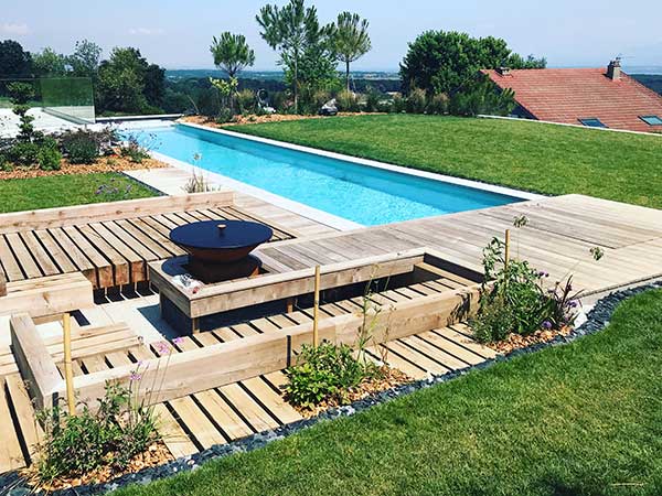 espace piscine brasero design moderne